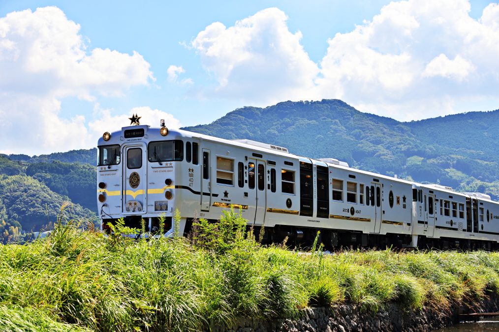 西九州の海めぐり列車「ふたつ星4047」乗車