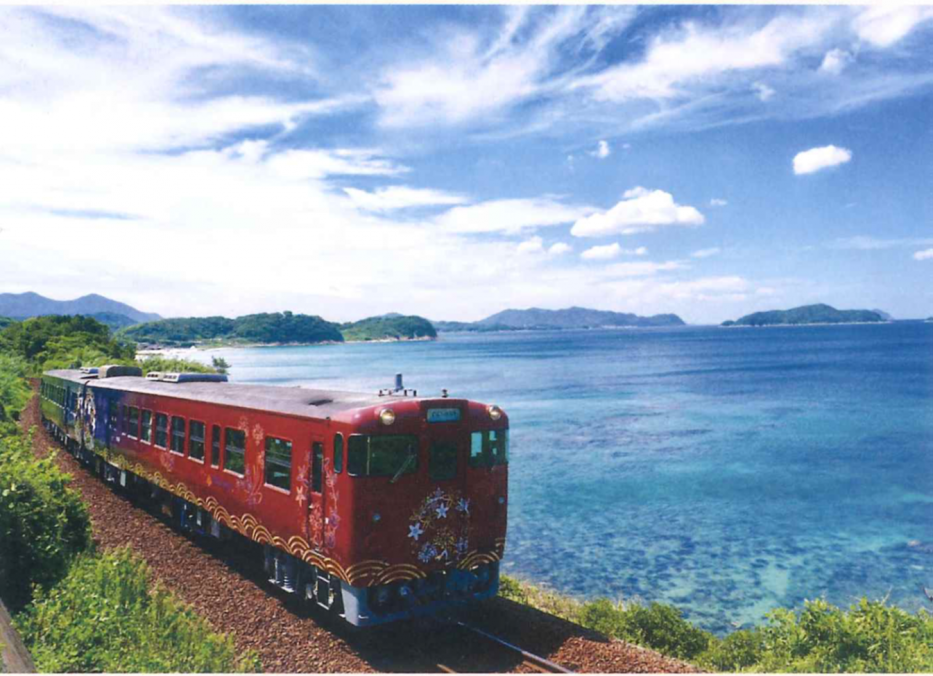 「ジャンボ♪小島くん」と行く！観光列車「〇〇のはなし」乗車と萩城下町散策