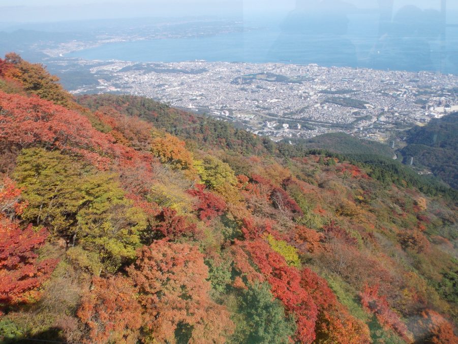 別府鶴見岳の紅葉とぶらり湯布院散策