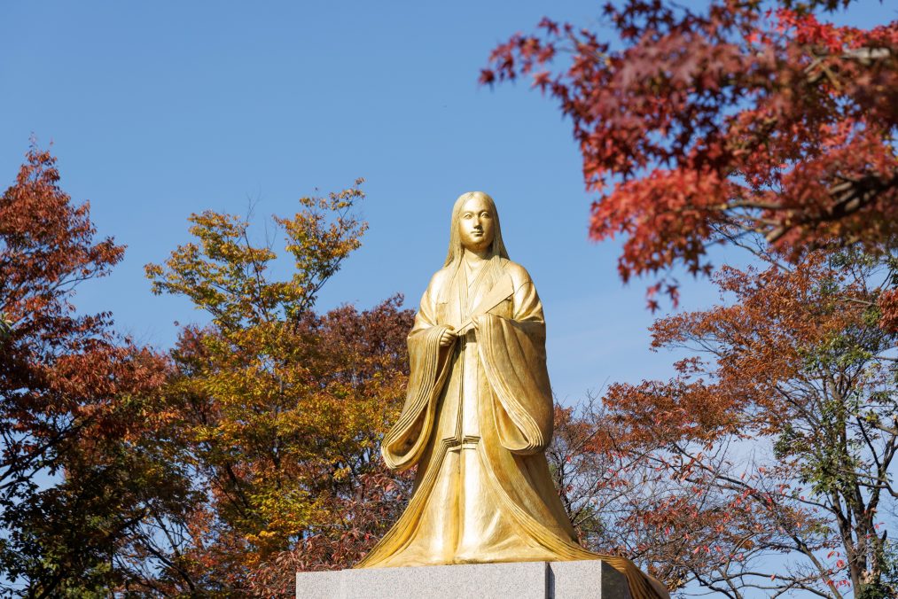 紫式部公園と越前大河ドラマ館